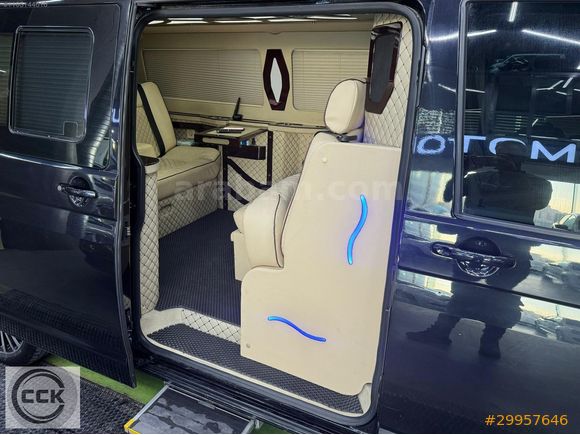 CCK GROUP'TAN ŞÖFÖRLÜ VIP CARAVELLE