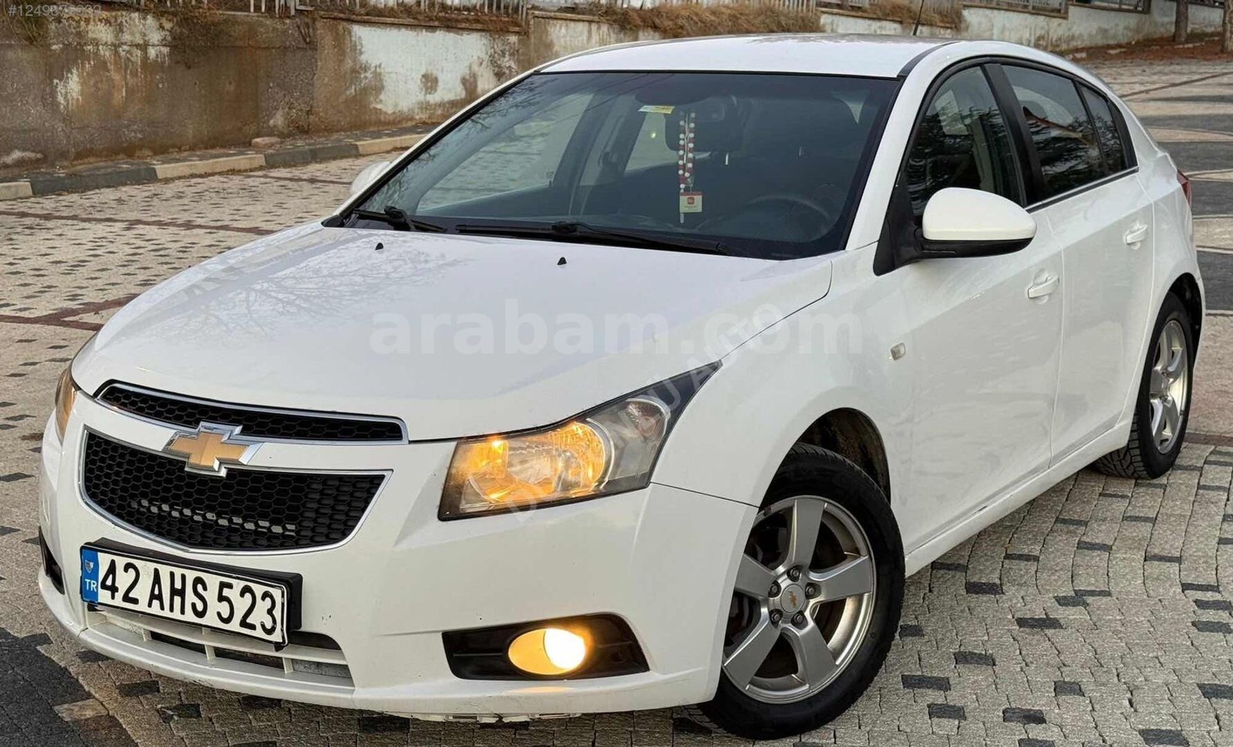 Galeriden Chevrolet Cruze 1.6 Sport Plus 2012 Model Afyonkarahisar 277.000 km Beyaz 4