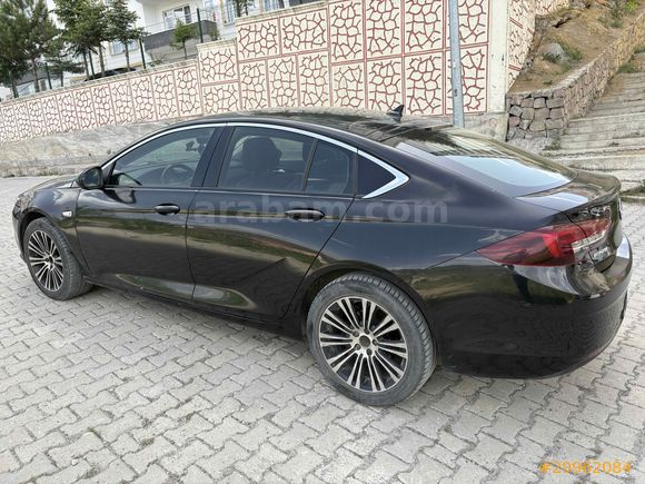 DÜŞÜK KM DE YAKIT CİMRİSİ D CLASS ARAÇ