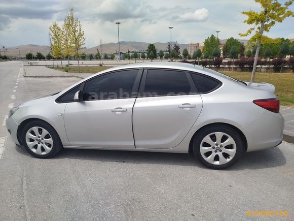 SAHİBİNDEN 2013 ASTRA J