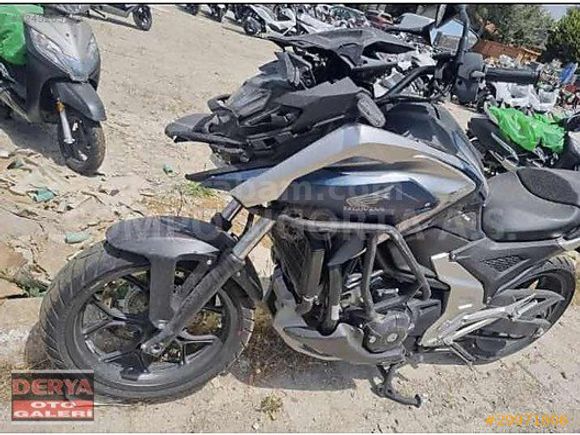 2023 MODEL HONDA NC 750X DCT ÇOK TEMİZ