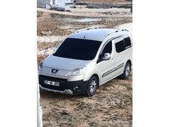 Sahibinden Peugeot Partner 1.6 HDI Premium 92 lik 2011 Model