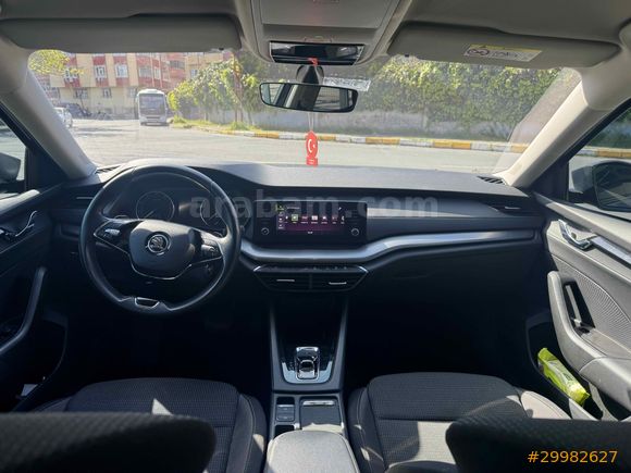 Sahibinden Skoda Octavia 1.0 e-Tec Elite 2022 Model 