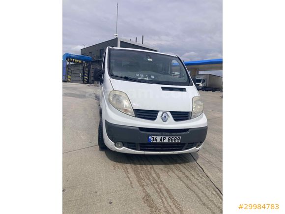 Sahibinden Renault Trafic Multix 2.0 dCi 2011 Model 