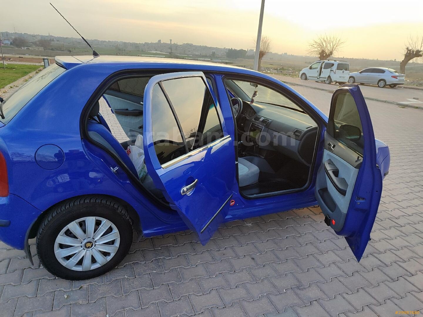 Sahibinden Skoda Fabia 1.4 Comfort 2001 Model Mardin 245.000 km Mavi 7