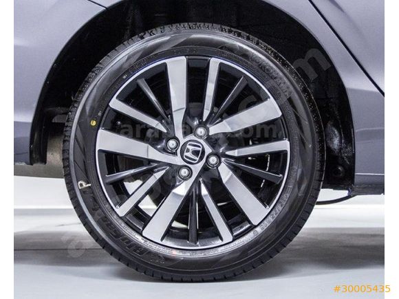 ÖĞRETMEN'DEN 2021MODEL HATASIZ 6.001 KM.