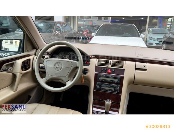 1998 E200 KOLEKSİYONLUK 80.747KM OTOMATİK BAYİ FT ÖZEL SİPARİŞ