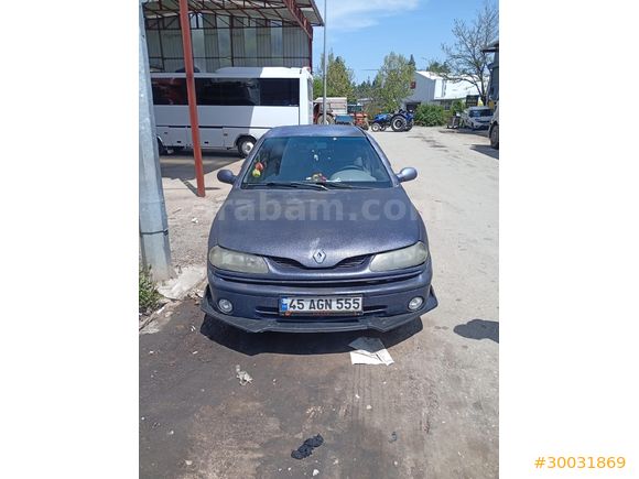 Galeriden Renault Laguna 2.0 RXT 2000 Model Manisa