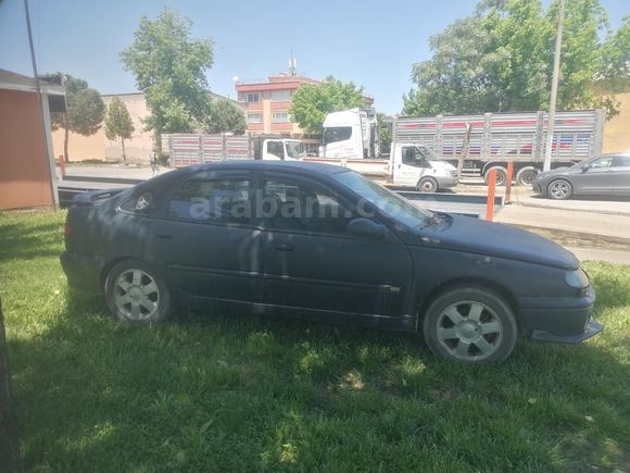 Galeriden Renault Laguna 2.0 RXT 2000 Model Manisa