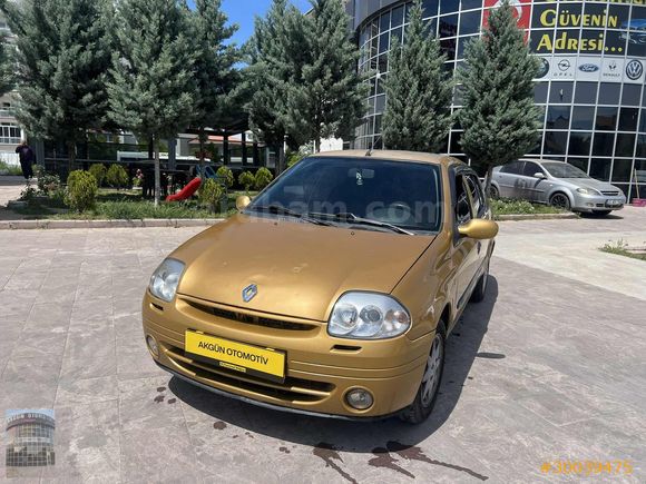 AKGÜN OTOMOTİV PLAZA'DAN RENAULT CLİO