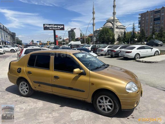 AKGÜN OTOMOTİV PLAZA'DAN RENAULT CLİO