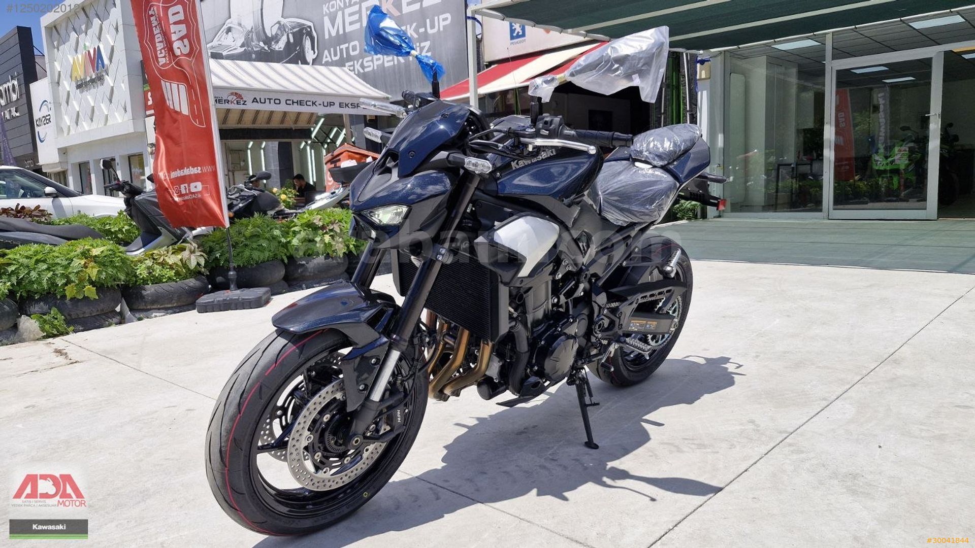 Galeriden Kawasaki Z 900 2025 Model Konya 0 km Yeşil (metalik