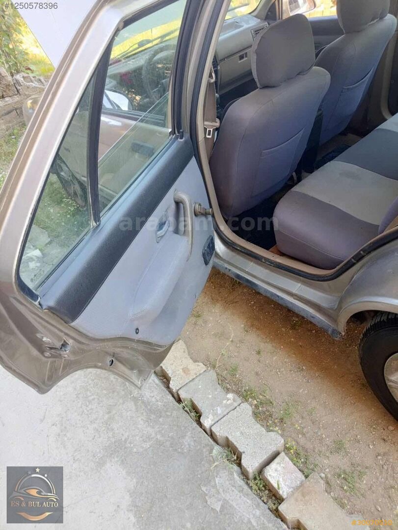 Galeriden Renault R 11 GTD 1992 Model Kocaeli 450.000 km Kahverengi 3