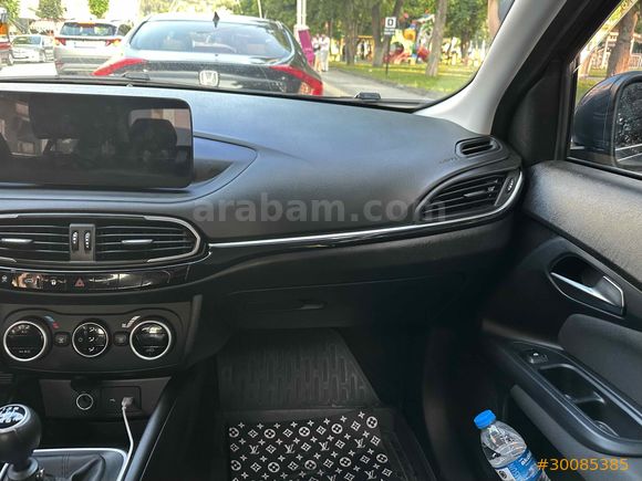 Sahibinden Hatasız Fiat Egea 1.4 Fire Lounge 2023 Model 