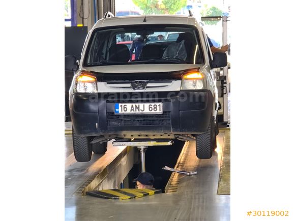 Sahibinden Peugeot Partner 1.9 D 2004 Model