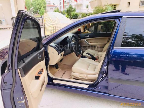 6 YILLIK SAHİBİNDEN SORUNSUZ Honda Accord 2.0 Executive
