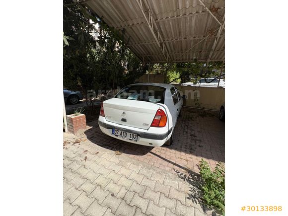 Sahibinden Renault Clio 1.5 dCi Expression 2004 Model  310.000  km Beyaz