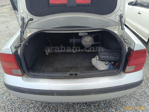 Sahibinden Volkswagen Passat 1.6 1999 Model