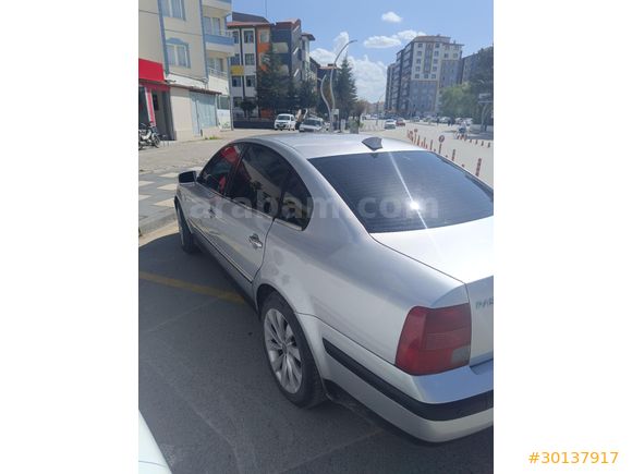 Sahibinden Volkswagen Passat 1.6 1999 Model