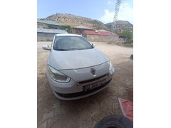 Sahibinden Renault Fluence 1.6 Extreme 2011 Model