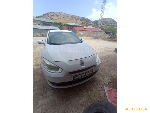 Sahibinden Renault Fluence 1.6 Extreme 2011 Model