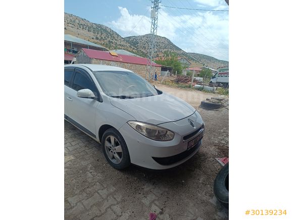 Sahibinden Renault Fluence 1.6 Extreme 2011 Model