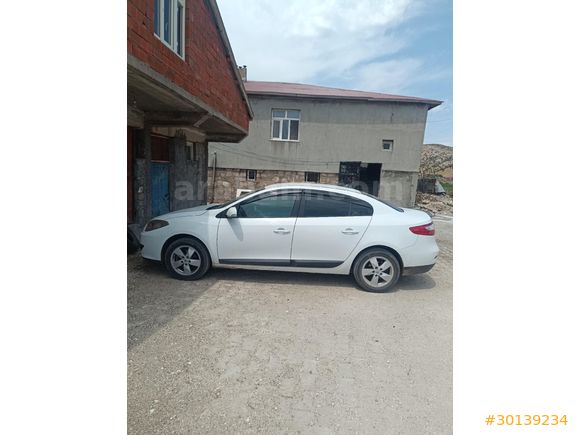 Sahibinden Renault Fluence 1.6 Extreme 2011 Model