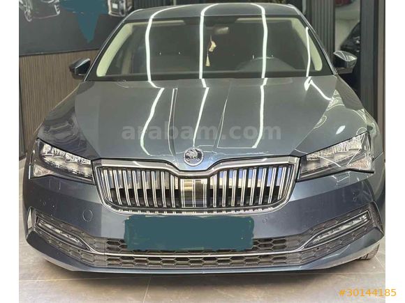 Memurdan  Skoda SuperB 1.6 TDI Premium 2020 Model muayenesi yeni yapılmış  
