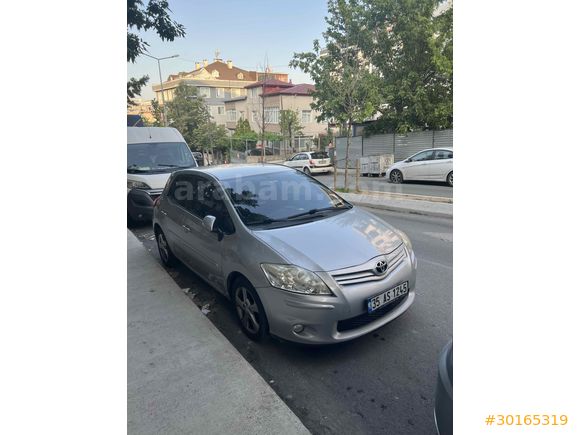 Sahibinden Toyota Auris 1.4 D-4D Comfort Extra 2012 Model 