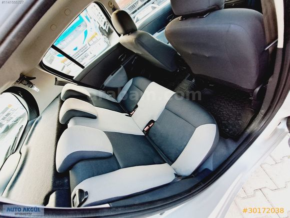 AKGÜLOTOMOTIV"DEN 2010MODEL RENAULTCLİO1,2 AUTHENTİqUEBENZİN"LPG
