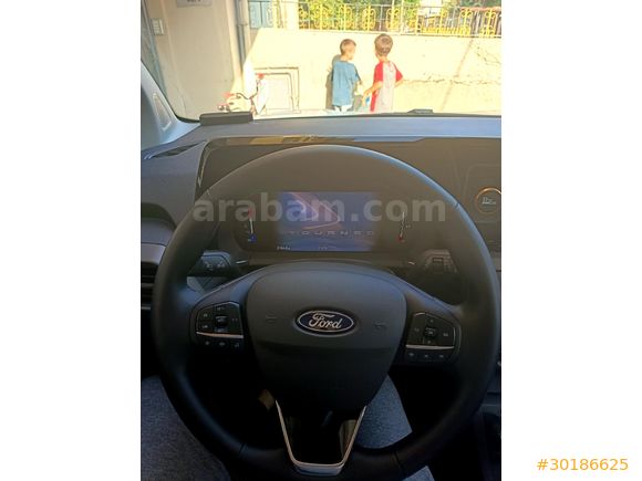 Sahibinden Ford Tourneo Courier 1.0 EcoBoost Deluxe 2025 Model