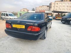 Galeriden Mercedes - Benz E 200 Elegance 1996 Model Adıyaman