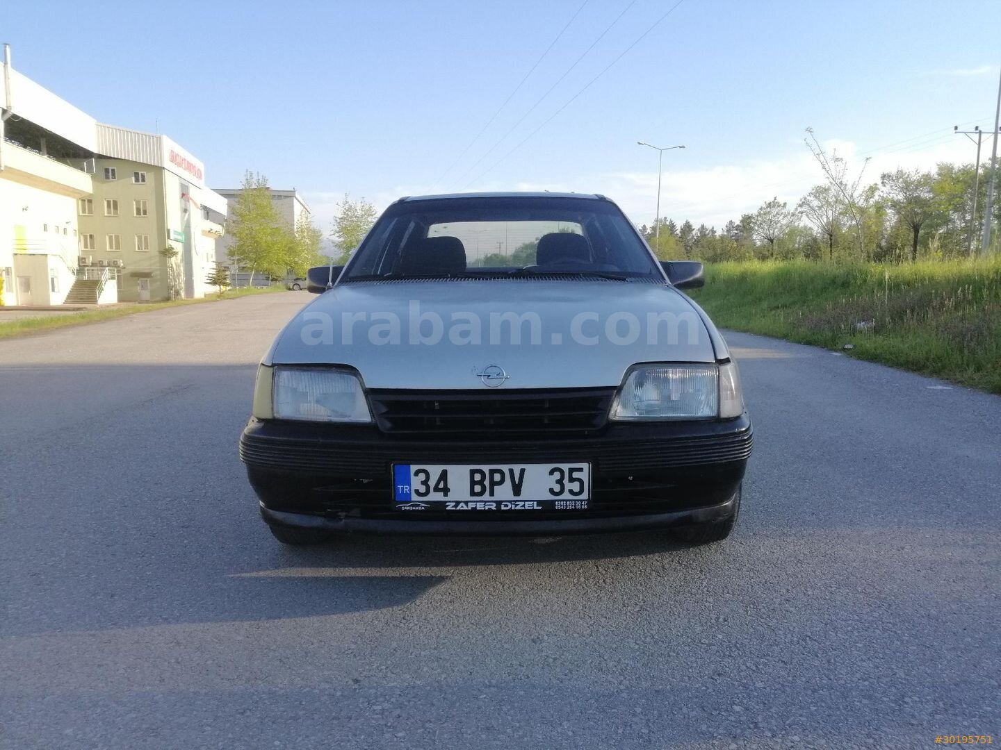 Sahibinden Opel Kadett 1.4 1990 Model Samsun 114.581 km Gri (Gümüş) 3
