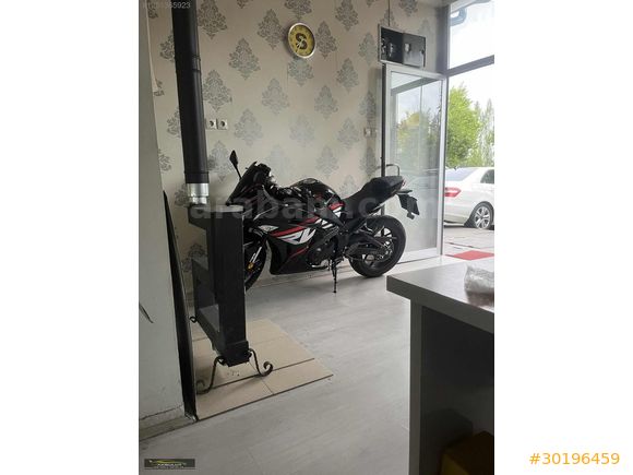 KASK,MONT,ELDİVEN bütün ekipmanlar dahil