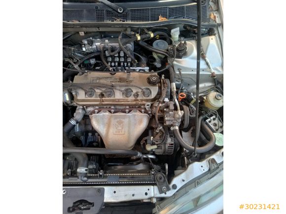 Sahibinden Honda Accord 1.8 LS 2000 Model