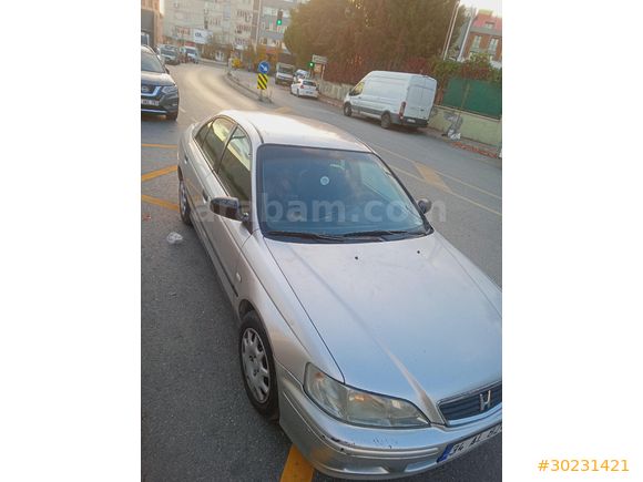 Sahibinden Honda Accord 1.8 LS 2000 Model