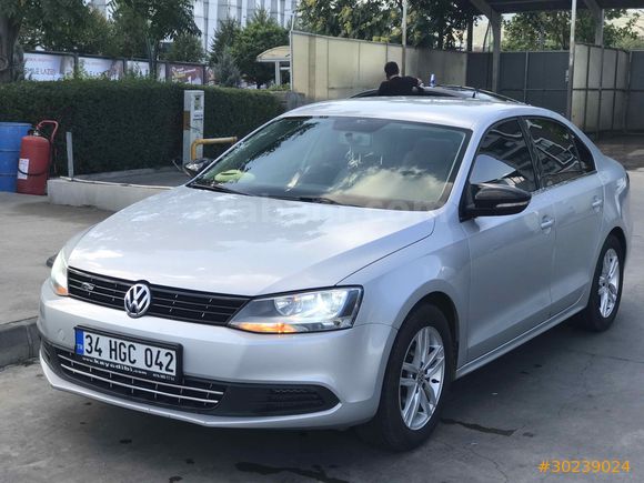 Sahibinden Volkswagen Jetta 1.6 TDi Trendline 2011 Model 