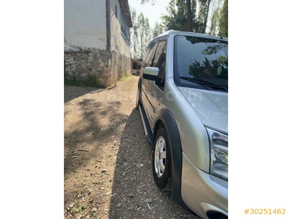 Sahibinden Ford Tourneo Connect 110PS 2010 Model 