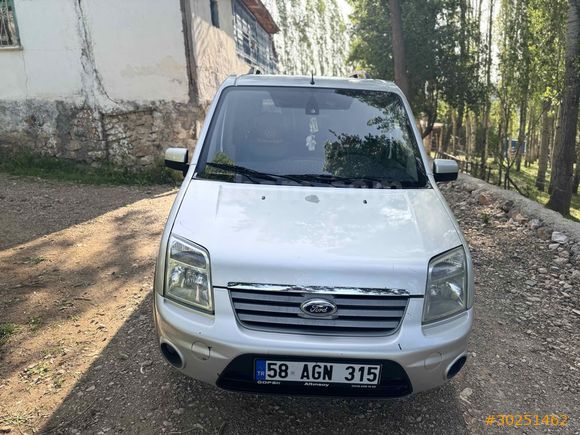 Sahibinden Ford Tourneo Connect 110PS 2010 Model 