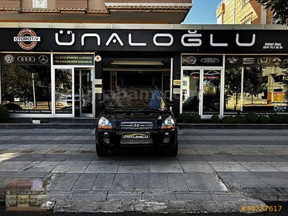 ÜNALOĞLUNDAN OTOMATİK 2005 TOCSON 2.0 CRDİ 4X4SANRUF DERİ ISITMA