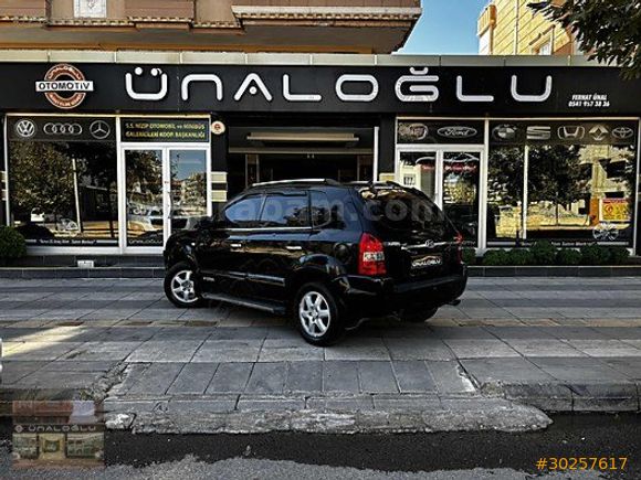 ÜNALOĞLUNDAN OTOMATİK 2005 TOCSON 2.0 CRDİ 4X4SANRUF DERİ ISITMA