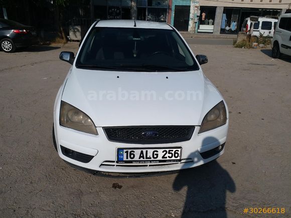 Sahibinden Ford Focus 1.6 TDCi Trend 2007 Model araçta çelik cant bulunmaktadır.geri park sensörü bulunmaktadır.Yedek anahtarı bulunmaktadır.
