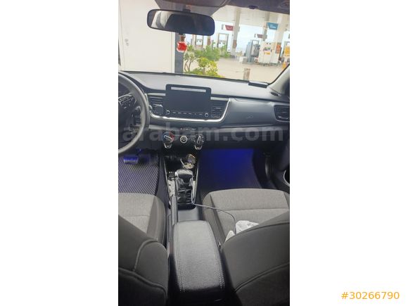 Sahibinden Kia Stonic 1.4 MPI Cool 2022 Model