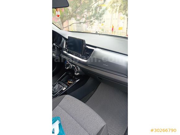 Sahibinden Kia Stonic 1.4 MPI Cool 2022 Model