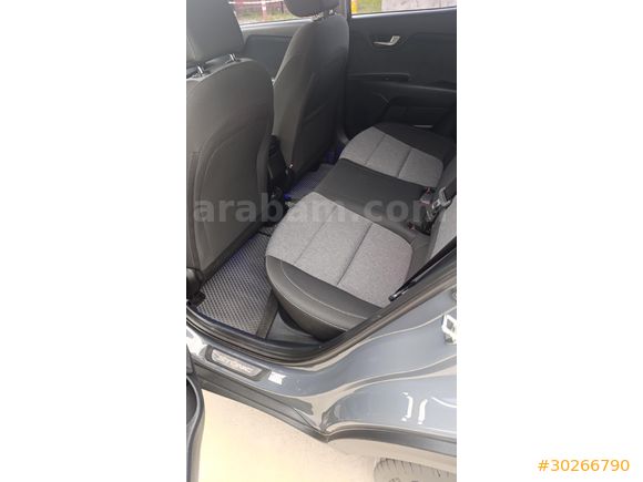 Sahibinden Kia Stonic 1.4 MPI Cool 2022 Model