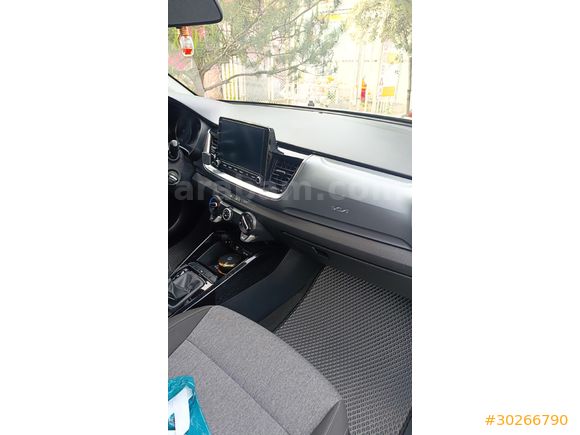 Sahibinden Kia Stonic 1.4 MPI Cool 2022 Model