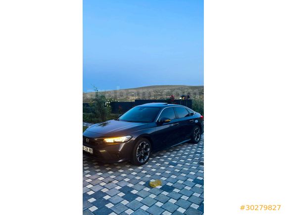 Hatasız  Honda Civic 1.5 i-VTEC Eco Executive Plus 2022 Model 