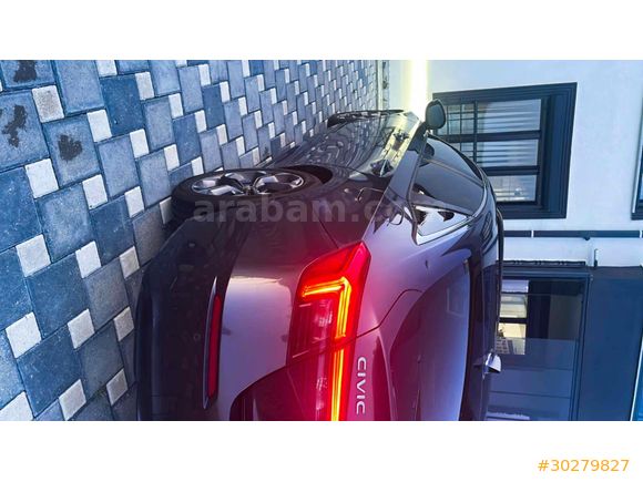 Hatasız  Honda Civic 1.5 i-VTEC Eco Executive Plus 2022 Model 