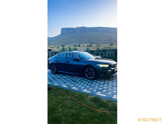 Hatasız  Honda Civic 1.5 i-VTEC Eco Executive Plus 2022 Model 