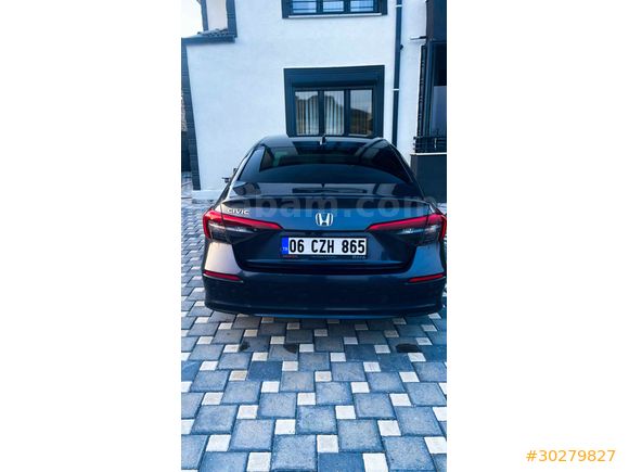 Hatasız  Honda Civic 1.5 i-VTEC Eco Executive Plus 2022 Model 